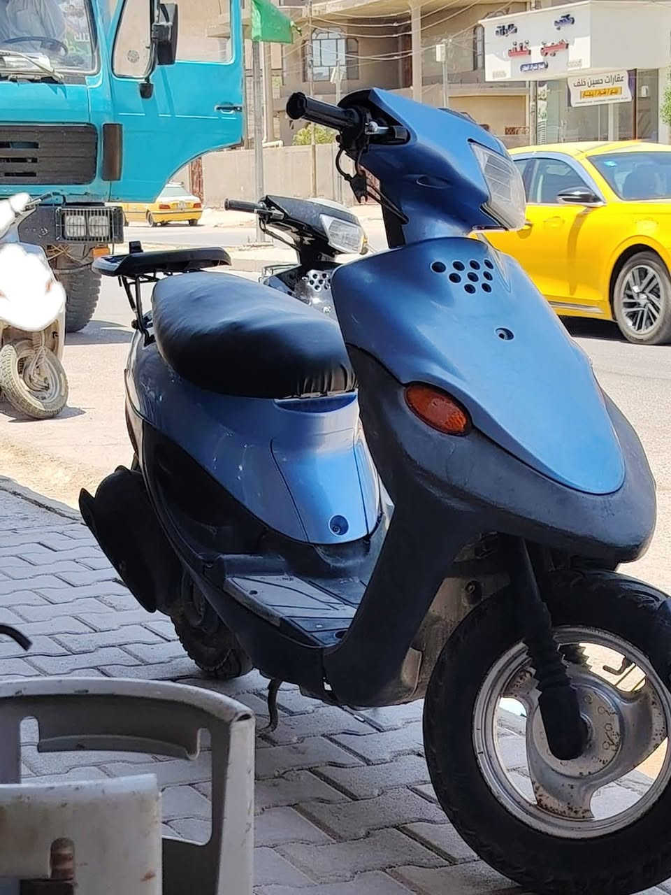 للبيع دراجة بيجي نضيفه تواير جدد دبلات جدد كهربائيت شغاله المكان السماوه
هاذه رقم *********** اتصل وبيك خير وتدلل
