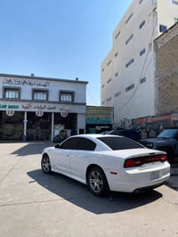 جارجر • ٢٠١٣ • ٥٧٠٠ هيمي تحويل ثاني يوم