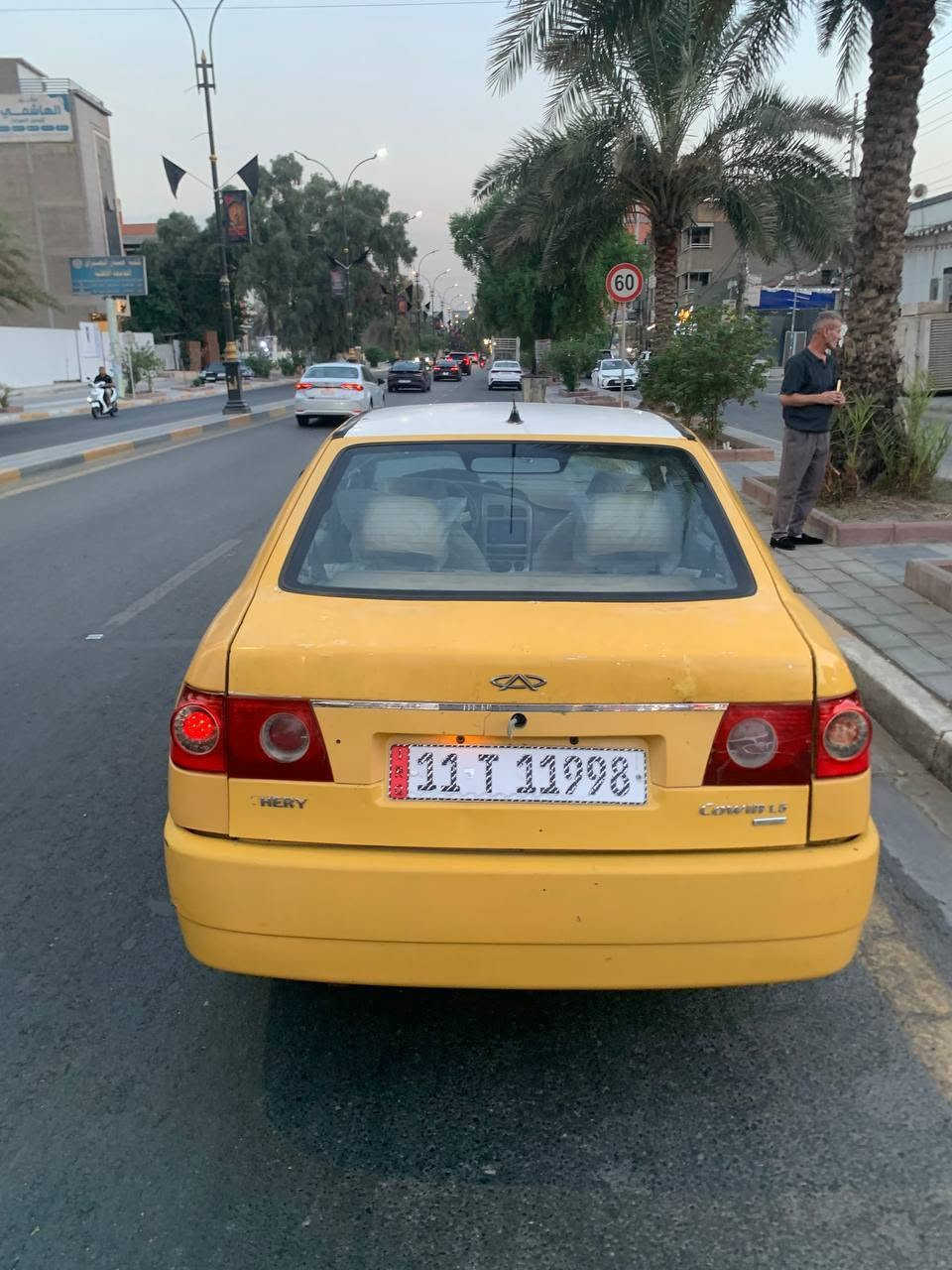 السلام عليكم شيري كوين ٢٠١٠ بسمي
رقم بغداد دولي 
مكينه وكير كوريلا ١٦٠٠ خير من الله
 كهربائيات كلها شغاله 
السيارة مكفوله من الضربه 
تخم تاير نضيف
السعر ٢٤ وبيها مجال 
للاستفسار *********** ما متواجد ع نت
مكان السياره بغداد الغزاليه
