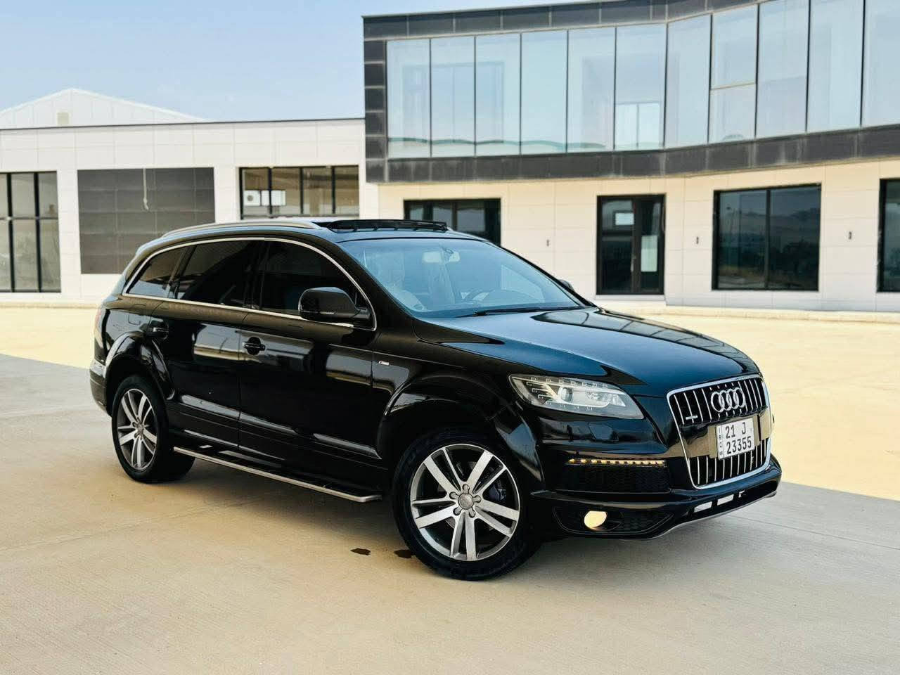 اودي Q7 S-Line فول
مكلف بالنشر
اوودي Q7 S-line Quattro 2012 فول مواصفات 1/1
مواصفات خليجي وكالة شركة سردار ضمان دولي
لون اسود
------------------------------------------
مكان: ديالى بعقوبة         سعر : 150

هاتف: *********** 
------------------------------------------
محرك ستة سلندر V6 3.0L سوبر چارچ محرك بنزين
گير و محرك بشرط خلل مابي
ماشية 100 ميل حقيقي
------------------------------------------
سيارة حيل حلوة جديدة ماشاءالله 
(( بيها نص بنيد مصبوغ )) بدون دواخل و بدون أيرباگ
سيارة كل على وضع بلادي
-----------------------------------------
مواصفات
{ بصمة - پانوراما - داخل اصفر - صندوق شفت - 3 پردة - ماوس - 7 راكب - كشنات جلد - كشنات كهربائية - سيدي بوكس - تبريد مركزي - كاميرا - حساس خلفي و امامي - لايت ليد - ڤوليوم - تحديد سرعة - وبعد )
-------------------------------------------
اربع تايرات و ويل بلادي جديد
سنوي و رقم و هزة كل جديد
تحويل غرامة بشرط سنوي بأسمي
سيارة شرط بدون اي نواقص گير و محريك و حدادي و كهربائيات كلها بشرط
--------------------------------------------
------------------------------------------
الرقم ***********
الموقع ديالى بعقوبة
