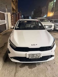 كيا كي ثري K3 موديل 2022  فول مواصفات  محرك 1500 دبل نوزل   رقم  اربيل...