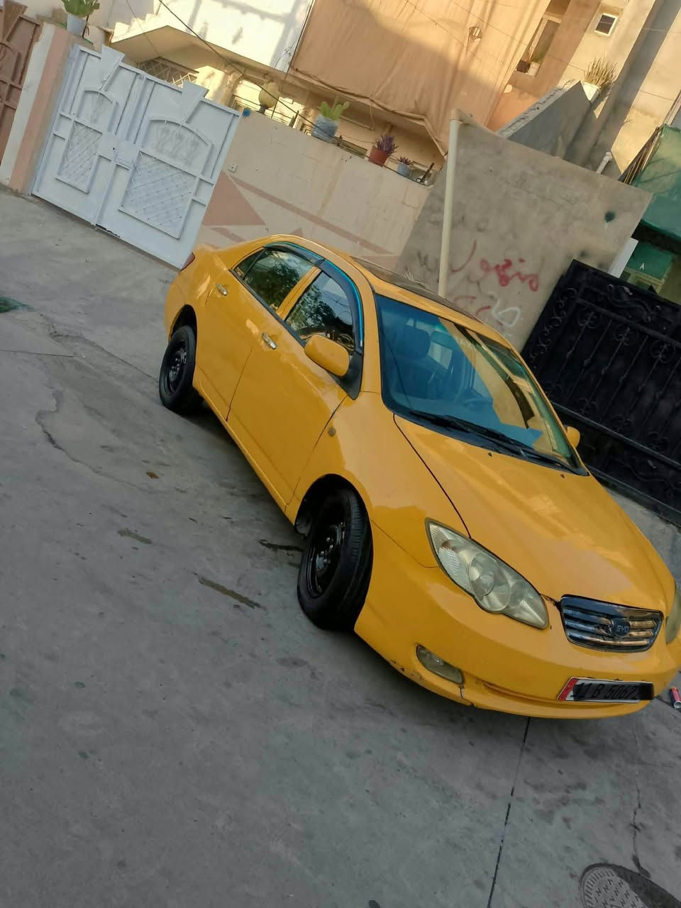 السلام عليكم 👋
بيوادي للبيع موديل 2012
گير محرك كورلا لا صرف لا بخار 
بيها معجون مال تصفية 
رقم بغداد دولي مشروع وطني دفتر بانزين باسمنا 
سنوية جديد لل ٣٠
هيئة غرامة مصفرة 
صدر تايرات كله جديد 
سعرها 54 بي مجال للشراي 
مكاني كركوك بنچاعلي 
اي استفسار آخر خابر 
📞*********** كركوك, العراق
