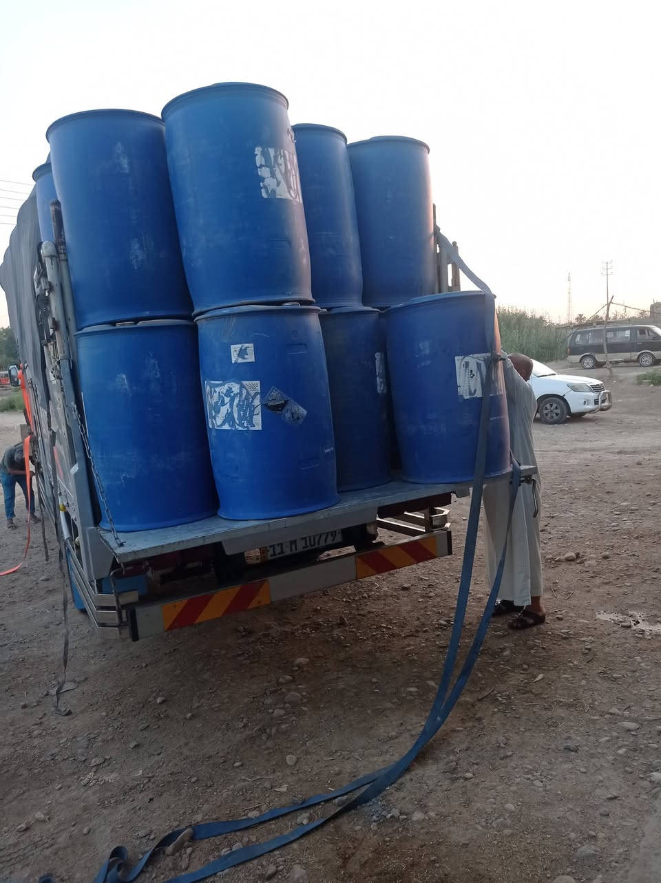 يوجد جلكانات و تانكيات بأسعار مناسبة الاتصال ***********
