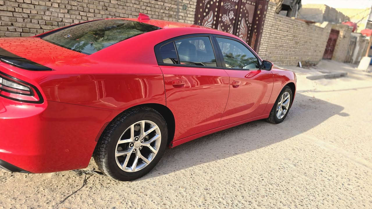 السلام علیکم
جارجر احمر طماطي

موديل 2017

مواصفات sxt

كشن حضن + تدفئه كشنات 

شاشه كبيره كار بلي 

كامره خلفيه 

كشنات جلد 

منضومه لايت زنون ٣ اوراق

حداده خلفي وامامي جديد 100%

سياره ستخدام شخصي شرط لجامه لاماميه ابلاديه

رقم اربيل  هزه وسنويه جديده 
 السياره كفاله عامه بارد موضح بسونار الباب الخلفي وتكحيل بسيط اسفل الجناح 

السعر 215 وبيهه مجال 

رقم الهاتف 

***********

مكان السياره ميسان
