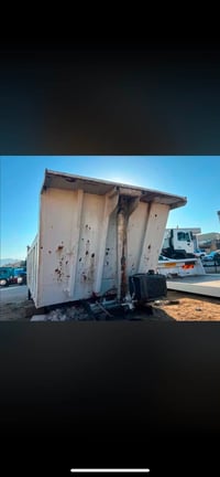 رينو • نظيف • كامل
