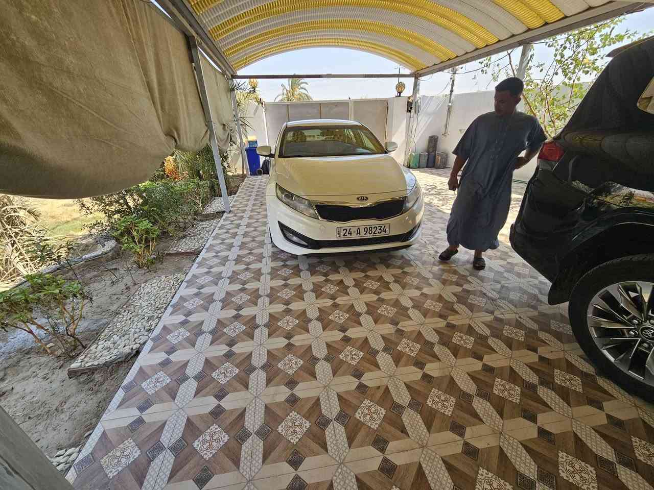 سلام عليكم اوبتيما خليجي كفاله عامه موديل ١١  مكينه ٢٤٠٠ عل وضع شركه 
رقم شمالي سنويه ل٣١ بسم كردي وكاله عامه بسمي جديده عل وضع شركه سونار ومنزل فديو ويها *********** مكانها ديوانيه دغاره @@ سعر ١٢٠ قفل
