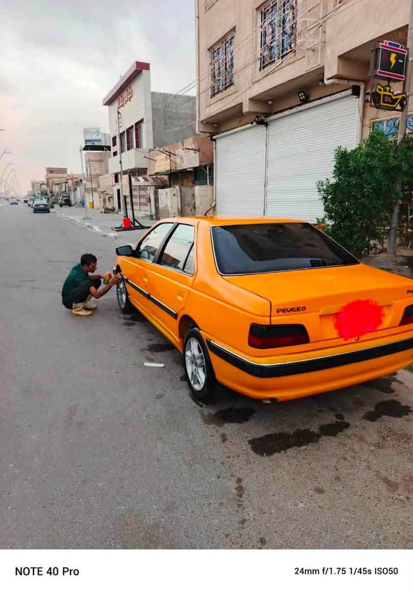 سلام عليكم بيجو بارص 2023 رقم بصرة بأسمي تحويل بيها ضربة بل مدكر الخلفي بسيطة وشخط  بلمدكر الأمامي رصعة بلبنيد كير محرك حدادية تبريد كفالة سيارة نضيفة وجاهزة السعر 65 وبيها مجال للطيبين الأستفسار ***********
