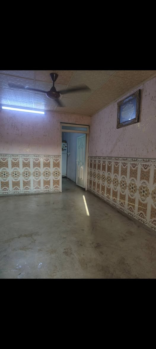 دار للبيع كارت بلدية 100 متر السقف دبل جنكو
موقع حي كركوكلي نهايت سايدين كنسية تايتنك⬆

قرب جامع ابو يعلئ الموصلي🕌

اتجاء البيت غروب خدمات ماء وكهرباء

يتكون من غرفة نوم هول صحيات مطبخ وكراج 

#السعر 18 ترهم مقدمة وقساط

***********📞

***********📞
