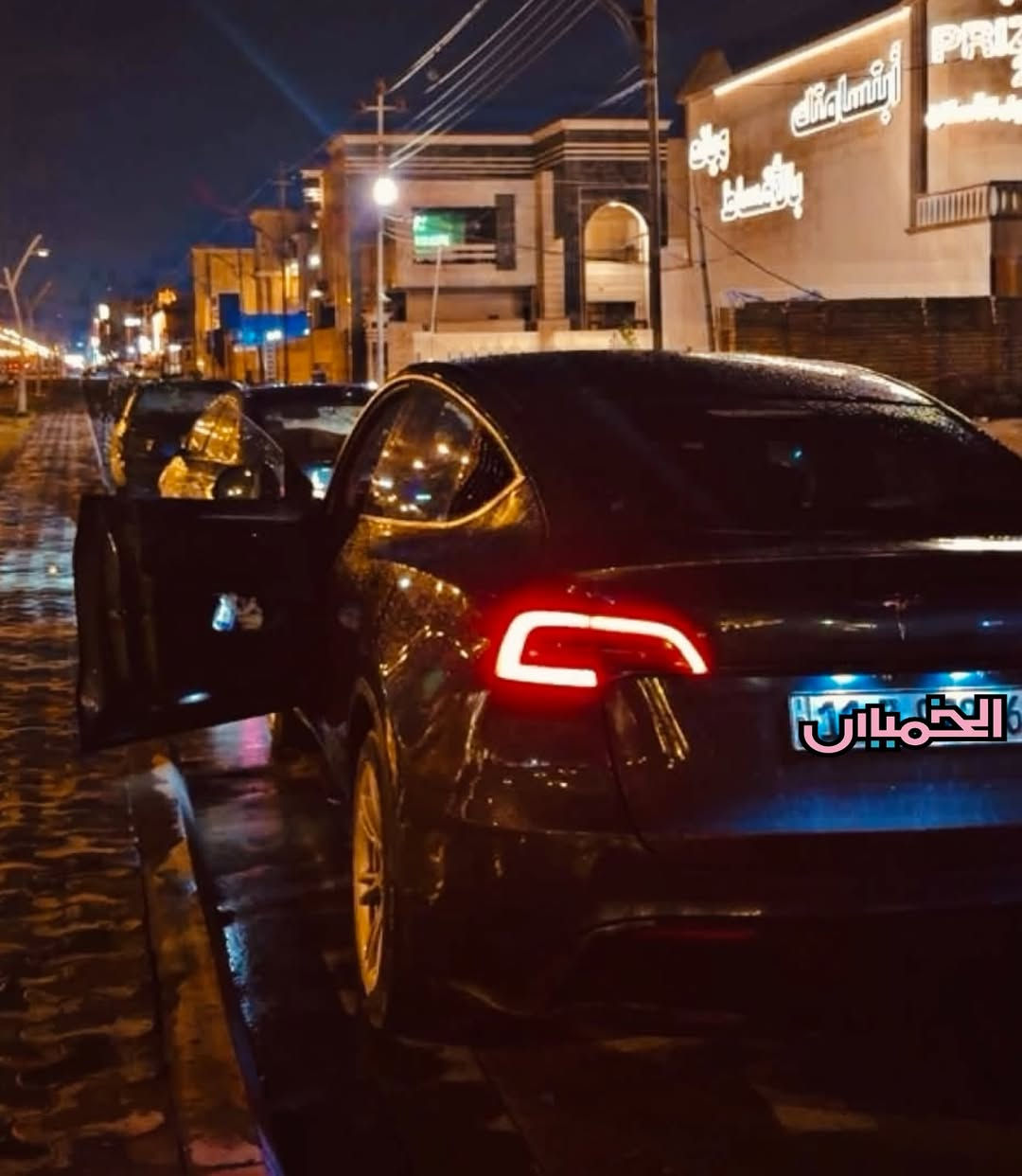سلام عليكم ⚜️

🚘 للمراوس فقط 🔄

⚡️ Tesla Model Y Long Range – 2023
🇺🇸 وارد أمريكي
📏 ممشى 35 ألف كم
💥 الحادث جنطة

✨ مواصفات وكماليات السيارة:
• Long Range 🔋
• جناح خلفي
• كفرات مري جديدة
• مثلث جام
• جام السيارة مغلف عازل حراري
• السيارة عليها كماليات وإضافات

🔄 مطلوبة للمراوس بسيارة مناسبة
الفرق حسب السيارة والعرض.

📩 اللي عنده سيارة للمراوس يدز التفاصيل والصور خاص.

                             ***********☎️
