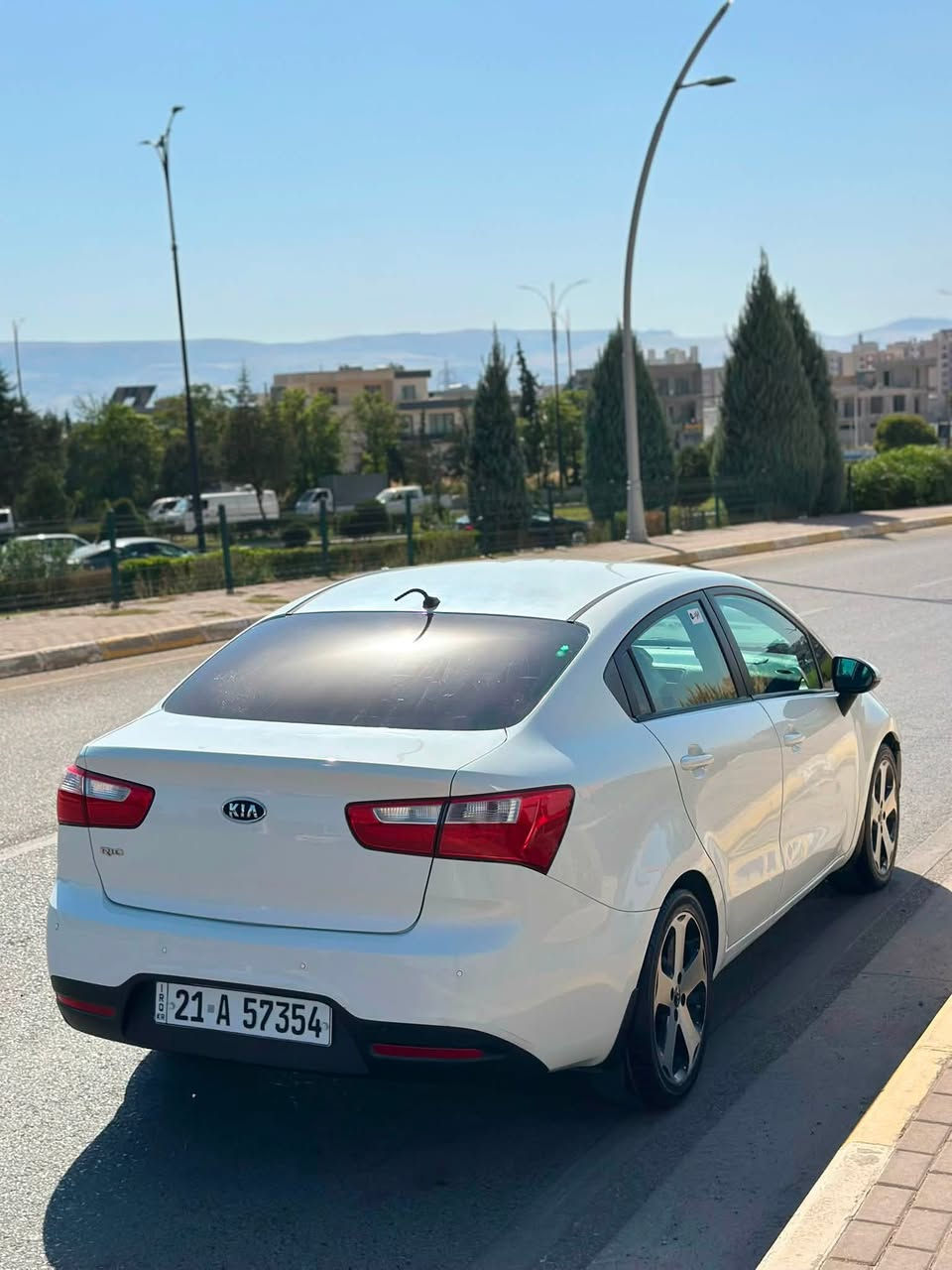 ‎بۆ فرۆشتن
KIA RIO

‎مۆدێلی2013
                                                                    131هەزار ڕۆشتوە
‎سفری شەریکەی بەخیت

‎مواسەفات

‎ناو قاوەی 

‎گير توماتيك + عادي 

eco 

‎سوكان ڤوليوم

‎ئاوێنە شه فت

‎مةكينەيى 16 

‎تەبریت ساردو گەرم بە شەرت 

‎بێ تەقەو ڕەقە زۆر جایزە

‎سعری 88 گەڵاو مەجال

                                              یەک پارچەی بۆیاخە بێ ناو گرتن

‎لە سلێمانی

***********
