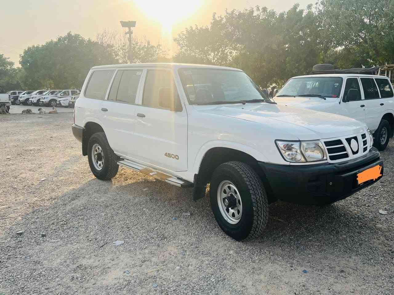 🚨 للبيع نيسان بترول موديل 2002 🚨
🔥 سيارة نضيفة وحلوة وتستاهل
✅ شاصي بشرط
✅ كير بشرط
✅ محرك بشرط
✅ تبريد بشرط
✅ رقم سليمانية
✅ بيها فقط شبرين صبغ
✨ شكل حلو وحالتها ممتازة 
السعر 112

💰 السعر مناسب جداً وبيه مجال للجادين

📞 للاستفسار والتواصل: ***********
📍 كلار – معرض المجازف
