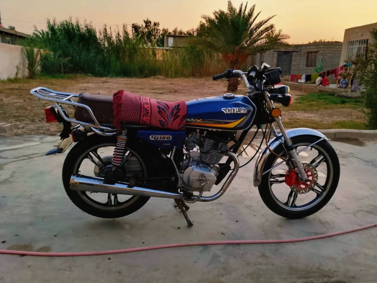اللهم صل على محمد وال محمد)

للبيع
 
.📣2023  ___ 2023 💪 وصول 

 SONLINK سولينك في العراق
سافان اصلي
 
تايكر  دسك امامي حديث الشكل الجديد 
  وسيفان مزود حديث  الشكل الجديد 

مواصفات
-لايت مختلف شكل جديد لد ثلجي 
نشره متعدده الالوان 
دشبول مزود
اشاير لد اربعه 
تانكي 14 لتر حفى
محرك مامفتوح ماممدون علي سبانه 
دبل امامي حفر 
دبلات خلفيه مال جونده 

الوان متميزة جداً ◀️▶️

الالون متميزه 🟪🟥🟨⬛🟦 ، 😍 
  السعر مناسبة جدا 480وبيه مجال 
الدراجات
مكان واسط زبيديه 
للاتص***********  واتساب فقط 
لمعرفة التفاصيل تابع التعليقات
