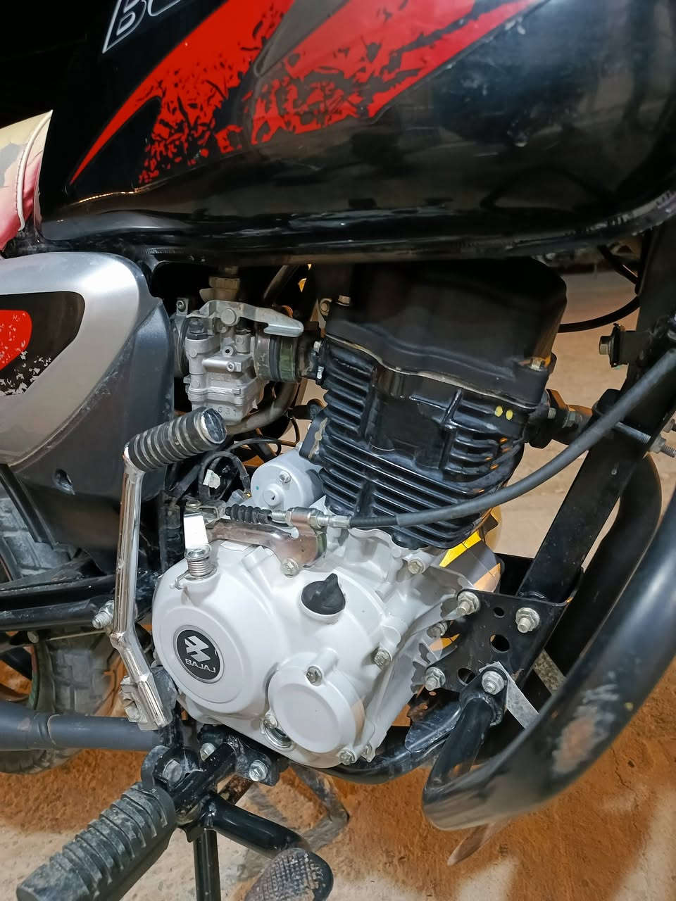 نضافه 95 بالميه مكفوله محرك ومن الضربه السعر 2 ونص وبيها مجال تواصل وات ساب ***********
للبيع دراجه اوراق وكيل موديل 2023 طالعه ب2024
نضافه 95 بالميه مكفوله محرك ومن الضربه السعر 2 ونص وبيها مجال تواصل وات ساب ***********
