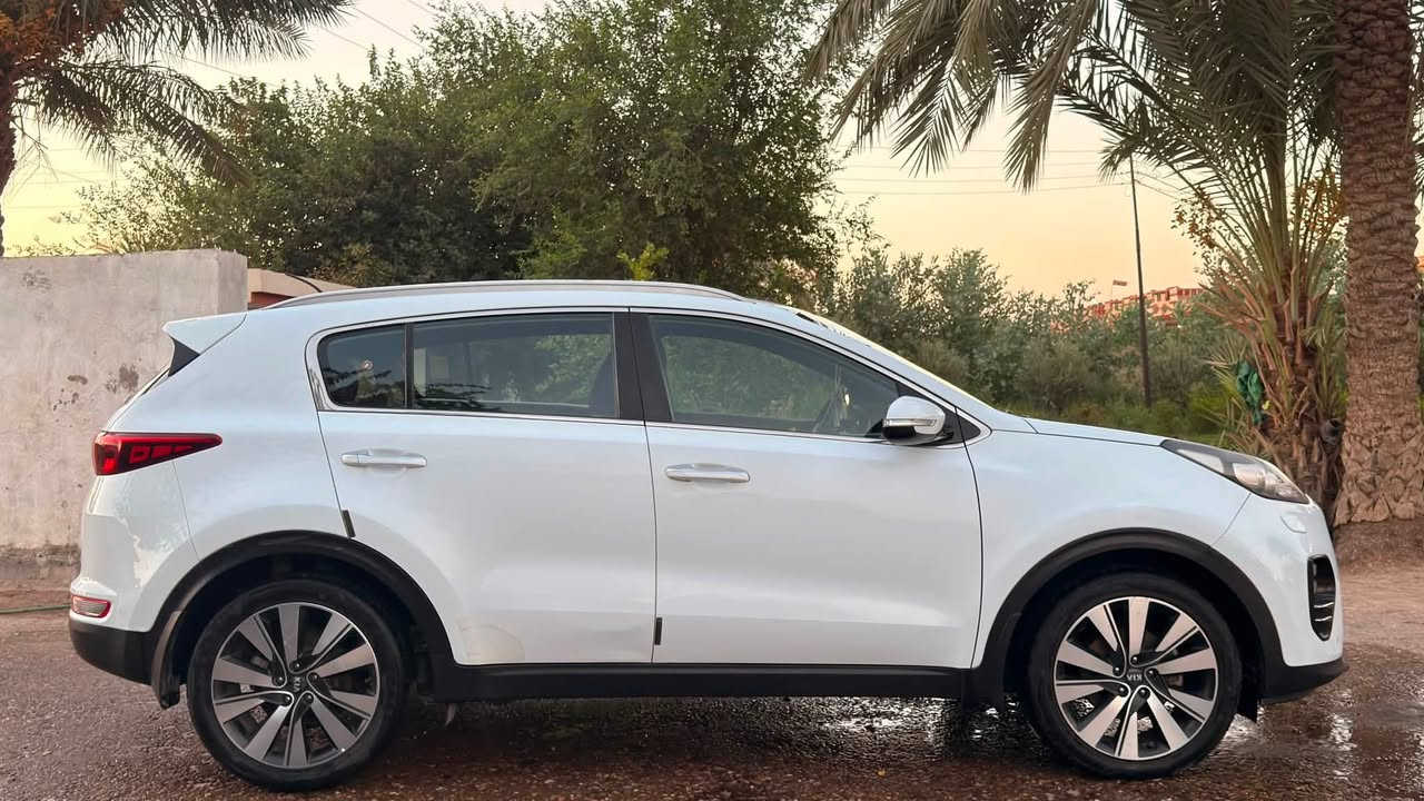 كيا سبورتج موديل 2017 وراد خليجي محرك 2000 دوش گير ومحرك مكفولات تبريد قطعتين والسونار  مالتها موجود بالمنشور *********** ***********
