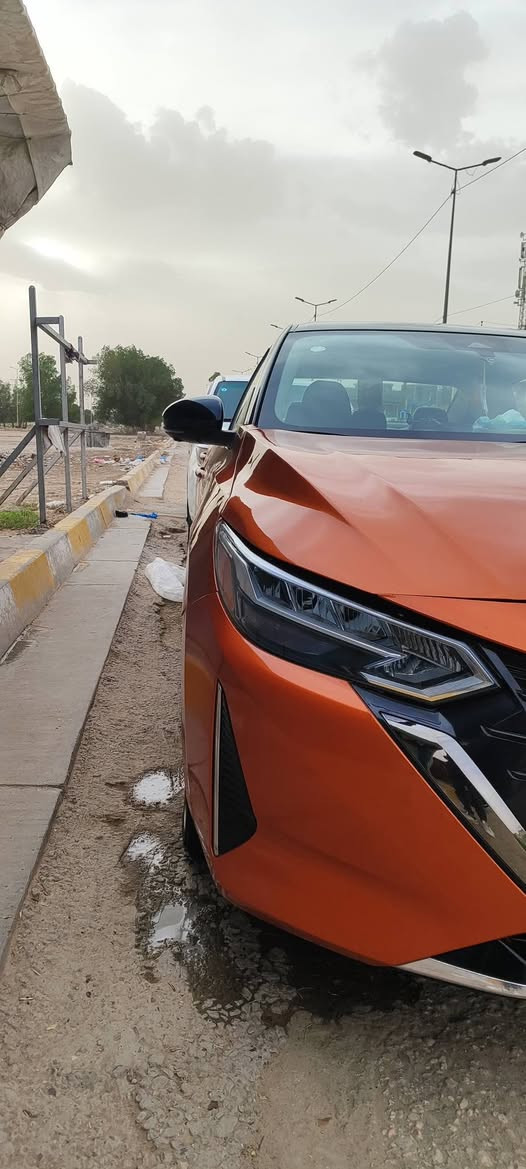السلام عليكم نيسان سنترا موديل 24  SR فول اعلى مواصفات محرك 2000 
حادث السياره بنيد فقط ونفسه معدل ومصبوغ وبارد قليل بالجاملغ سونار موجود ورقم شاصي هم موجود اذا حاب تتأكد 
السياره ماشيه 13 الف مايل وقابله للزياده
عنوان بابل مركز المدينه حي العسكري شارع 30 
بأسمي تحويل ثاني يوم رقم موبايل ***********
السعر المطلوب 153 وبيه مجال قليل
3n1ab8dv9ry358206رقم شاصي المحاويل, بابل
