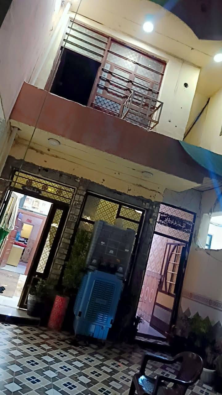 مشتمل للبيع طابو زراعي مساحه 90 العنون المفرق قرب مركز الوحدة ***********
