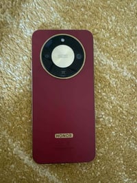 Honor x9d شرط النضافه الموصفات مايحتاج احجي عليه السعر 390وبي مجال ويا...