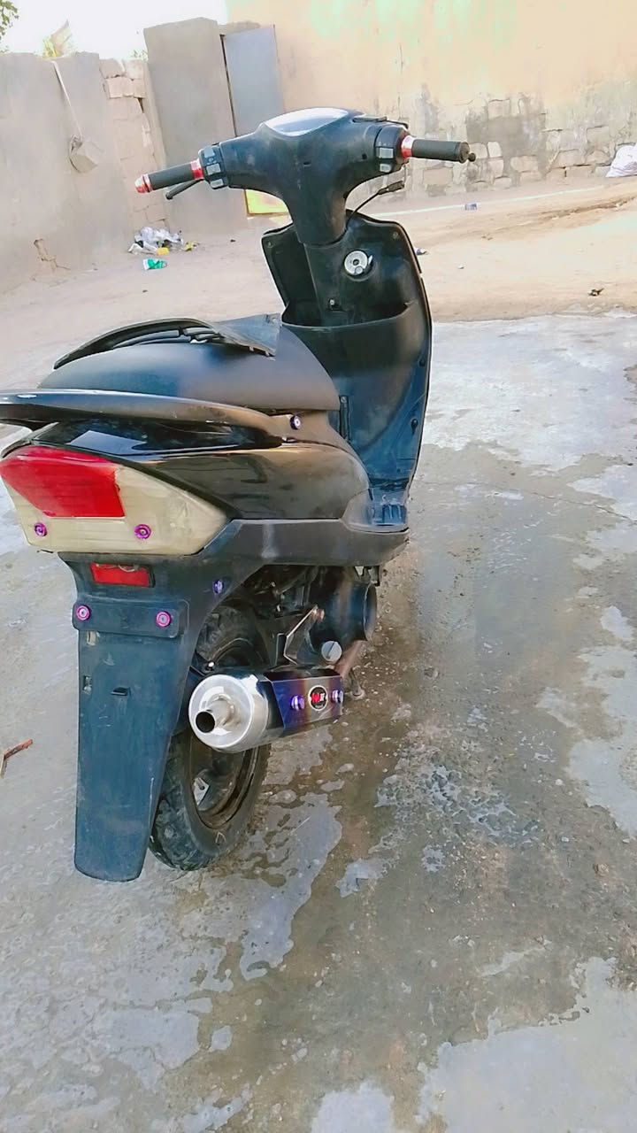 ماكس بوشه 55 كزوز رياضي ويل كامل ذهبي السعر 400 بس شحن
ماتشحن وقبق هندر عنواني الزبير رقمي ***********
