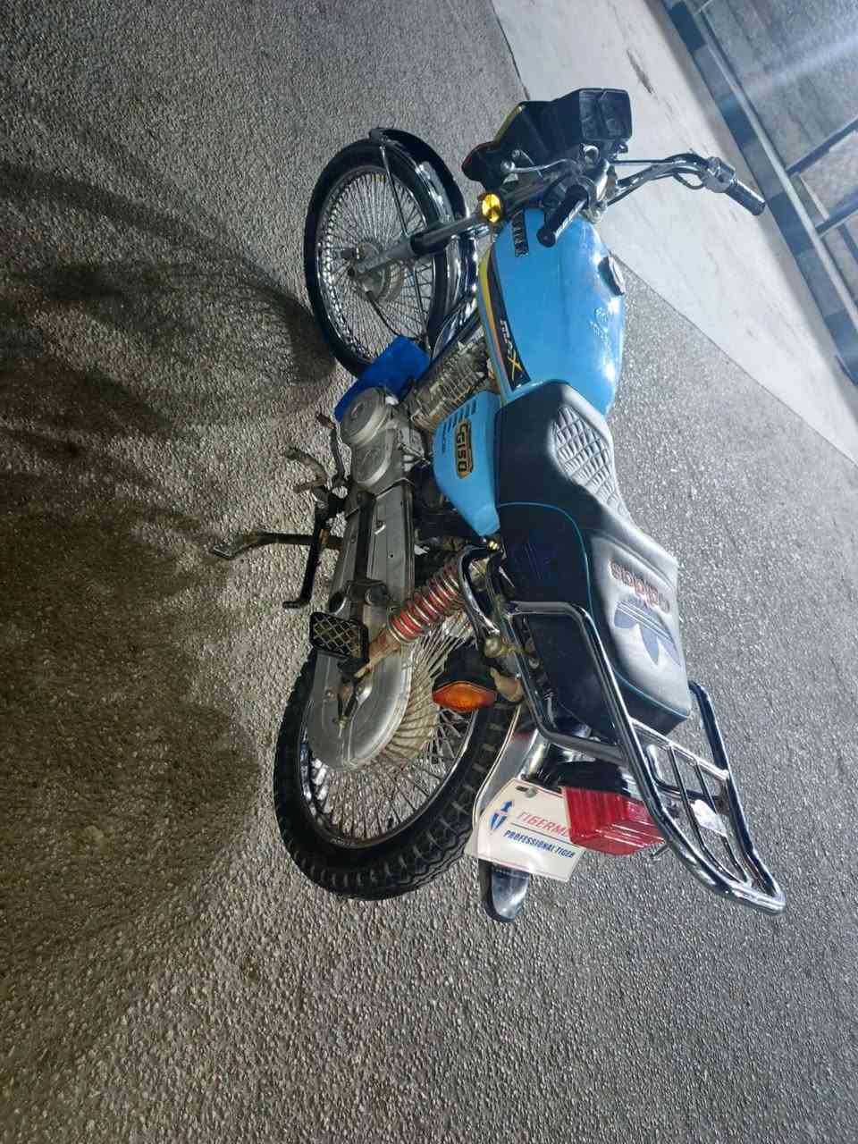 البيع   درجة تيكر  موديل. 22  وراق صولي كلشي  شغل بيع  مستعجل رقم ***********
@@

