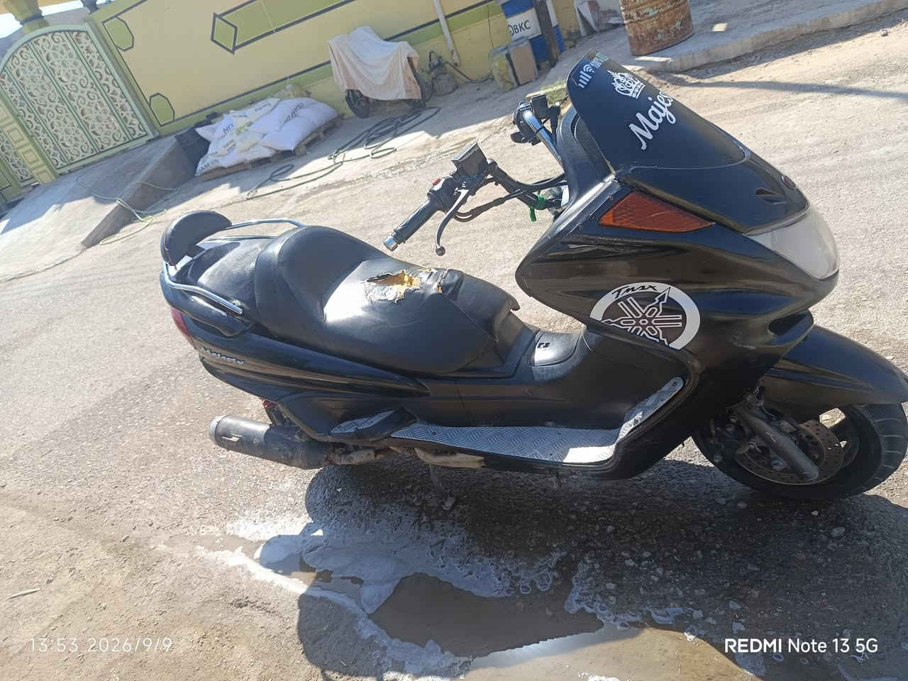 السلام عليكم فورزة للبيع مكاني ديالى ناحية هبهب كهربائية شغالة مكينة تخبل خير من الله
الرقم ***********
السعر 425 وبيه مجال حك الجية 
مراوس سيفان تايكر فقط
