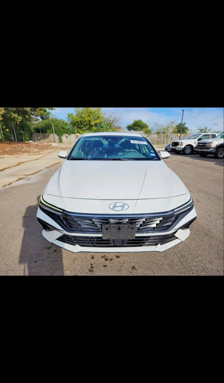 🚘 متوفر للمزايدة والاستيراد 🇺🇸
🔹 السيارة: [2025  HYUNDAI ELANTRA SEL]
🔹 سنة الصنع: [2025]
🔹 نوع الحادث: [عطل ميكانيكي]
🔹 الممشى: [37,927 mi]
🔹 الحالة: Run and Drive
🔹 المواصفات: [ فول]
🗓 تاريخ المزاد: [2026/9/28]
⏰ وقت المزاد: [07:00 PM]
📍السيارة ضمن مزادات أمريكا
✅ فحص كامل قبل الشراء
✅ توفير صور وتفاصيل دقيقة
✅ شحن واستيراد للعراق
✅ متابعة كاملة من المزايدة للتسليم
📞 للحجز والاستفسار على الارقام التاليه ***********/***********
🔥 مزاد الغراوي لاستيراد السيارات
⚜️ “اختيارك الأفضل لسيارات المزادات الأمريكية والخليجية — جودة، سعر، ومتابعة مضمونة”
