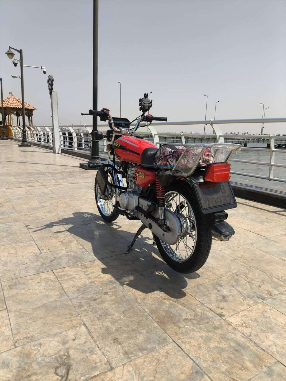 نامه شلامجه 2024 رقم وسنويه بسمي لل 2030 
نضيفه حيل شوفت عيونك تجي وتشوف 
صارف عليها هواي 
 عداد الكتروني وتر اصلي لا مطر ولا شي 
تانكي 14 لتر يعني تفول وتنساها ماتصرف 
عمبار كلج من حسين بطه هاي الغراض الكلج ماي ولا دوخت الواير نكطع
اشاير تخم سهم واليدات سولنك بيها رباعي و رماش نفس البوكسر 
دكمه فصل ناريه ورباعي 
لايت عدسات زنون 
ال وياله نضيفات وتايرات جدد 
على ايدي مكينه ما مفتوح ولا مجفت بلادي 
كهربائيات كامله من الايت للبكلايت ماكو نقص 
رايدها 1.850وبيها مجال حگ الجيه 
رقم *********** مامتواجد بل فيس
