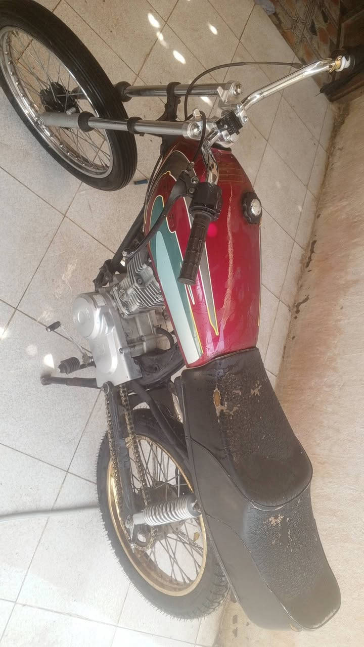 يالله عمي سلام عليكم دراجه خير من الله تشك لكاع كلك لبيع دك هندر وطلع كبل كامله منقصها شي شوفت عينك سعر 375وبيها مجال لشراي يشلع عيوني  لمريضه لا تعلق مكاني حي صناعي ناصريه رقمي لستفسار ***********بخدمت شراي انتصل
