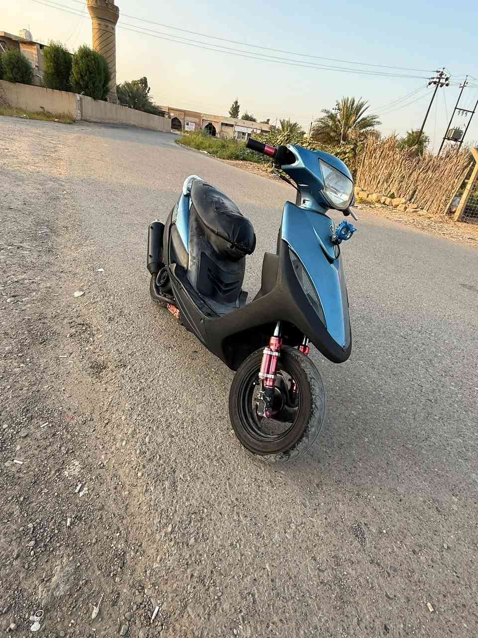 سلام عليكم دراجه ماكس عدله نقصها سلف بس دراجه نضيفه وشلعه معدل مكاني بعقوبه الرحمه
سعر 450وبيها مجال قليل 
متواجد واتساب فقط ***********
