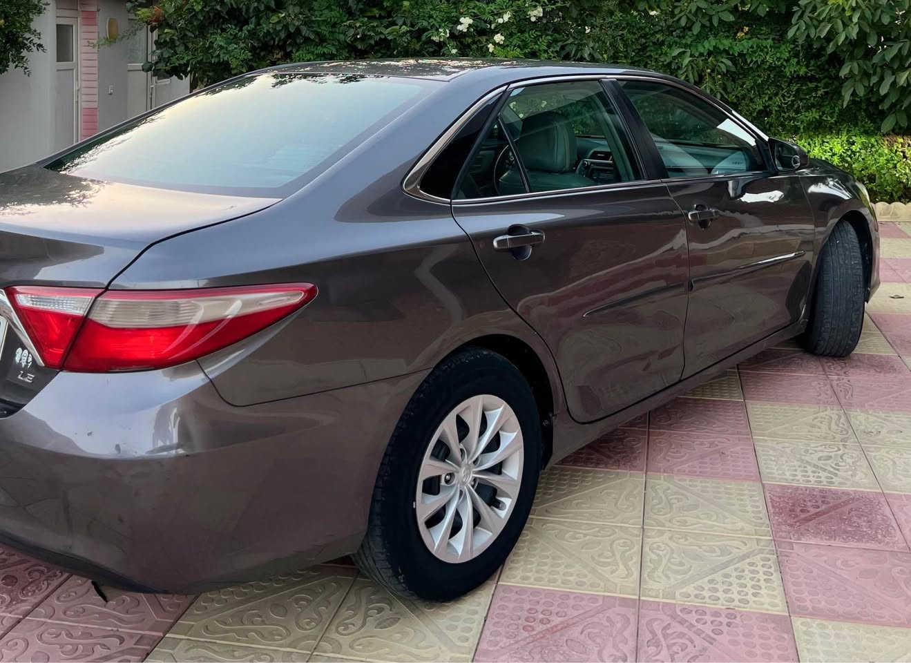 Toyota camry
تۆیۆتا کامری مۆدێل ٢٠١٦ مواسفاتی LE ٢ پارچەی بۆیاغە لەگەل ٢ پەلە ساردی ١٠٤ مل رۆشتوە  گیر مەکینەی بەشەرت رەسمی شاسیم داناوە تەحویل غرامەی بەشەرت ٧٨٠ هەزارغرامەی لەسەرە نرخی ١٣٠ وەرق
*********** أربيل, العراق
