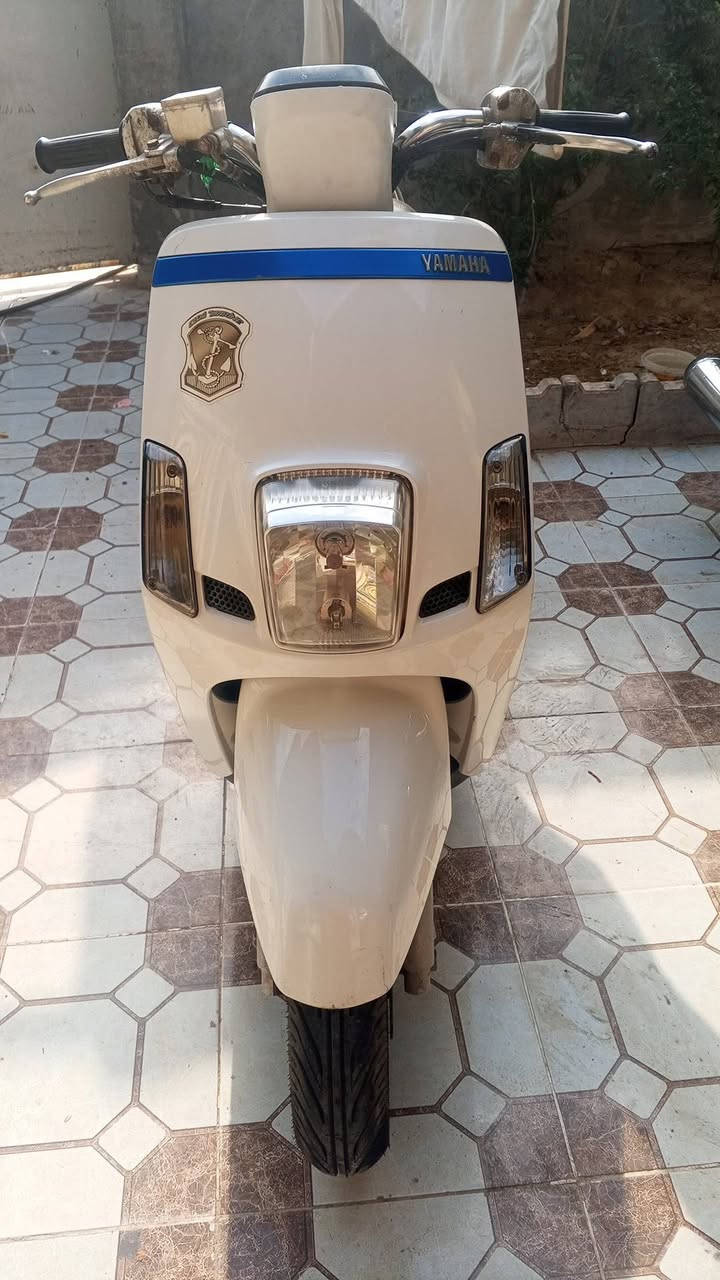 بوليس البيع بعدهي رمبه صالهه بل شارع  اسبوعين من طالعه  دراجه مكفوله من كلشي ختم واحد كلهه محرك برغي ما مفتوح بيهه دراجه خير من الله دراجه نوزل حديث  مو كابريتر  *********** مكاني كوت سفحه
