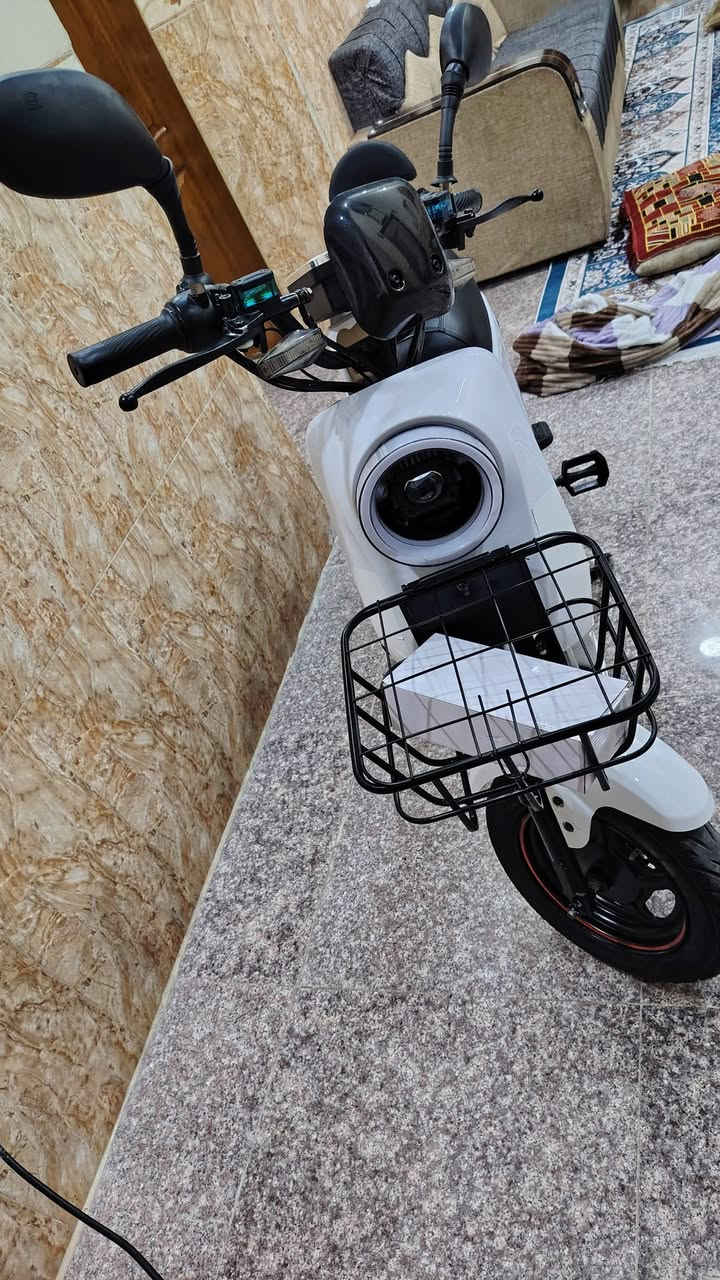 سلام عليكم دراجه شحن ار ٩ الدراجه جديده استعمال شهر خمس بطاريات كبار السعر 475 وبيهه مجال مكاني السماوه التواصل ***********

