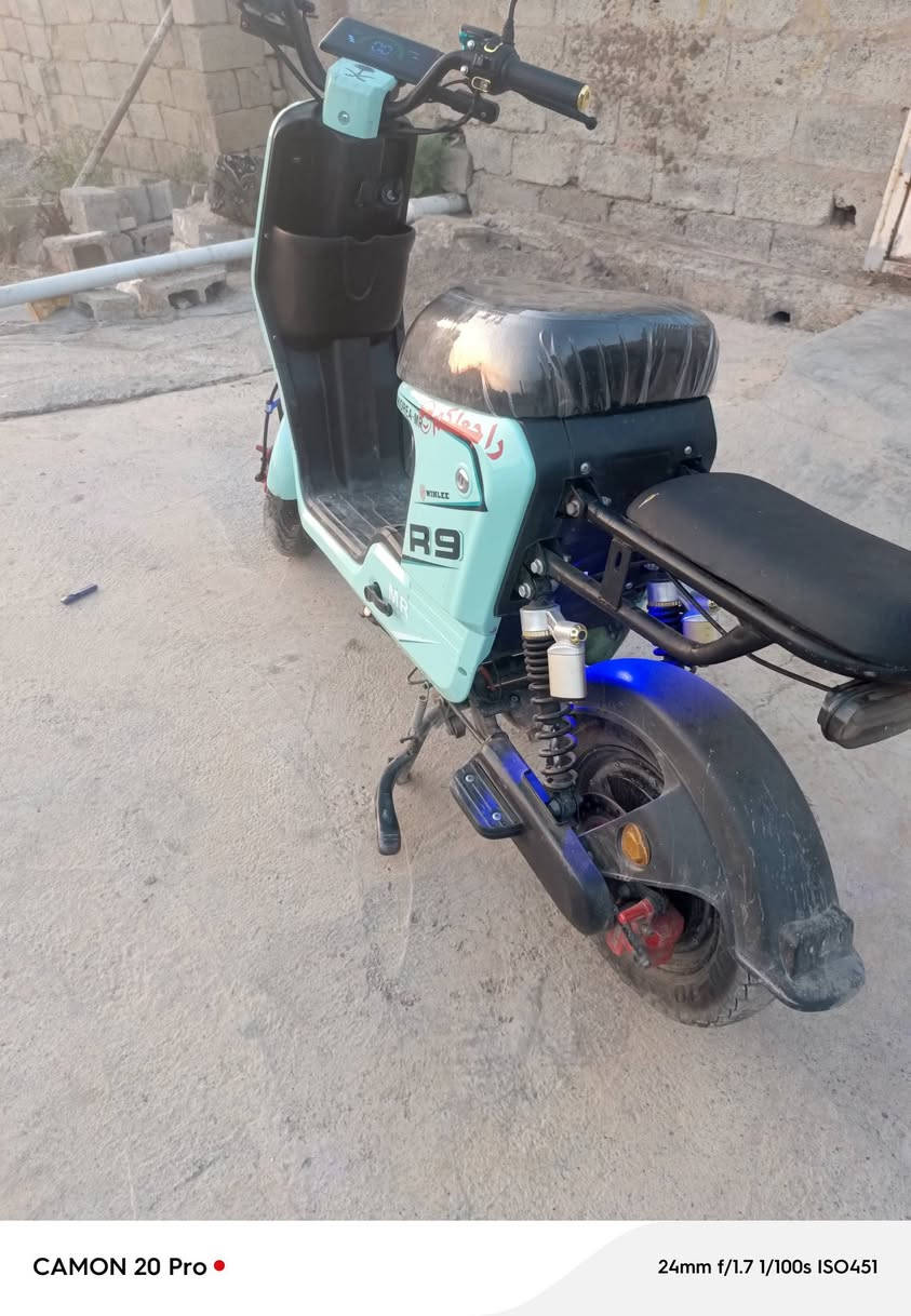 السلام عليكم يوجد باسكيل شحن ار 9/ 2025 نضيفه حيل بطاريات 2ضعيف يمشيك 15كيلو كامل كهربائيات السرعة 109.العنوان كركوك  السعر 375بي مجال شراي تعال خاص او اتصل ***********
