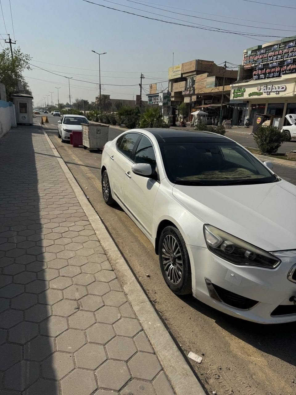 كيا كادينزا ٢٠١٤ خليجي فول مواصفات
Vib
قطعتين صبغ بوب صفحة اليمين وشبر،من جاملغ خلفي
مكينة 3500\6سلندر 
مواصفاتها معروفة شكد متسولف متخلص 
السعر 115 ورقة وبيها مجال ان شاء الله 
السيارة بأسمي تحويل ثاني يوم 
عنوان واسط الصويرة 
***********
