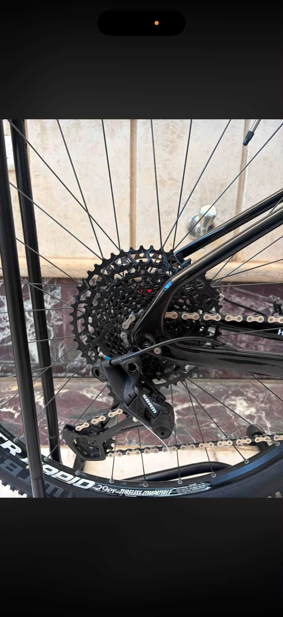 السلام عليكم🌟
SANTA CRUZ HIGHBALLCC للبيع
المعدن كاربون
حجم الفريم L
حجم التاير 29
SRAM SX كروب سيت
ROCKSHOX RECON دبل
تايرات من شركه WTB بنضام الجوبلس
ZTR RAPID وياله من شركه
فبضات من شركه odi
ستيرن كاربون
ركَبه كار
للتواصل/***********☎️
مكاني بغداد زيونة 710📍
يتوفر توصيل جميع انحاء العراق🚚
