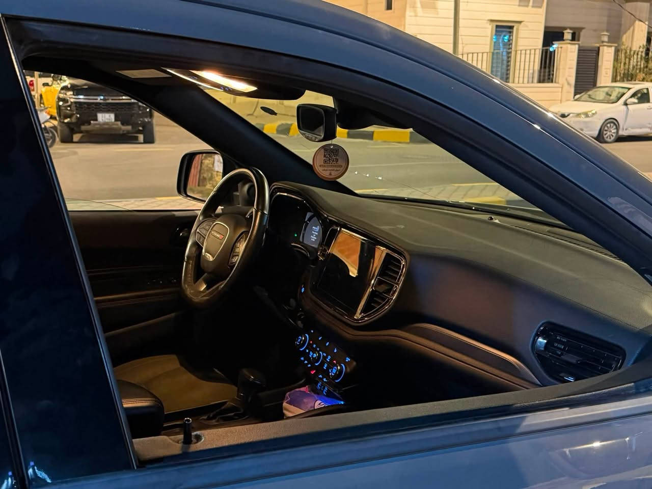 دوج دورنكو 2023 GT
مواصفات الGT معروفه
كفاله عامه 
ماشيه 46 ميل
دخول جديد ضباط
رقم بغداد. بسمكً مباشرتا
حادثه فقط شك بالدعاميه
كفاله من كلشي 
السعر 325 وبيه مجال 
هـ ***********
مكانه الناصرية مركز
