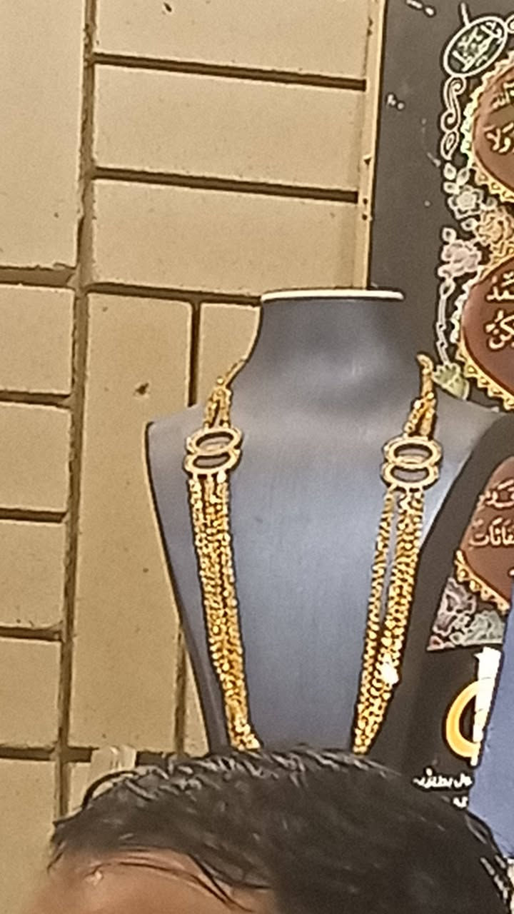 السلام عليكم يتوفر ذهب مستورد حسب طلب الزبون  نساء فقط رجاءا  
واضح كلامي ومحاجه بكل مره لازم انوه وااكد  فقط نساء ومطلبت رئي احد بان الرجال  اامن من النساء  احب اكول اذا كانت النساء خبيرات بل كيد فانت مبدع بالمكر والخداع  ومحد طلب رئيك تحياتي  لزبائني المحترمين ***********  للتواصل نساء فقط لطفأ
