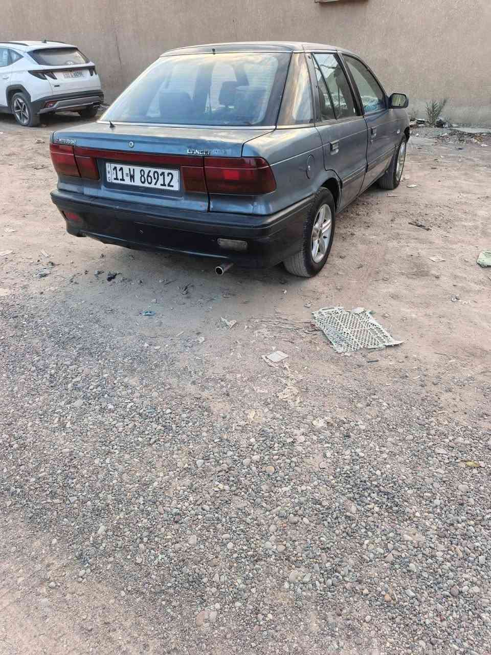 للبيع مسيوبيشي لانسر موديل 91 بغداد رقم انكليزي مكاني بغداد السعر 25$   مبايل *********** سياره محرك وكير حاويه جديد مكفولة من ضربه والتبديل والاخياس. سياره بلاديه وضع الشركه كل كمالياتها موجوده على الشركه  بدون تچطيل كهرباء بلادية حدادة فول تخم تاير تبريد شغال  دواخل شركه
