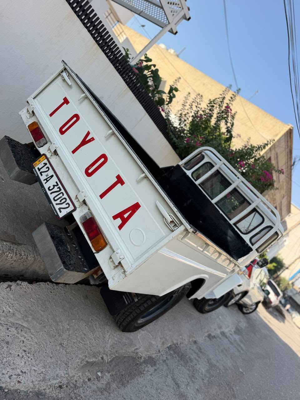 تویوتا لاندکروز1982
گیڕمەکینە بەشەرتەڕەقەم سنوی نوێیە2030نرخ65$شوین هەولیر*********** أربيل, العراق
