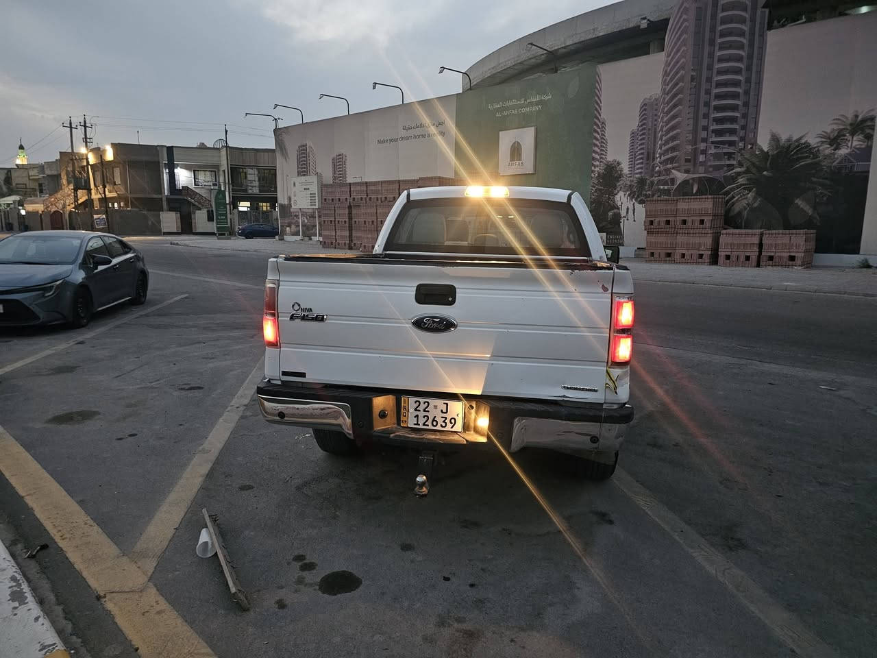 سلام عليكم
فورد F-150 موديل ٢٠١٤ خليجي (نيفا) دفع رباعي محرك 5.0 تنفس طبيعي ٨ سلندر مكفولة (عدا رصعة قرب البكلايت) موضحة بالصور
سيارة عليها ادامة كاملة لاتشكو من اي نقص.
-جاهزة للعمل فورآ
-كلشي بيها بلادي،دواخل ،خارج،محرك،كهربائيات.
-ماشية ٢٠٢ الف كيلو-تبريد ،تدفئة بحالة جيدة جدآ
صارلها يمي ٤ سنوات وبفضل الله فقط الامور الاستهلاكية.
-تايرات وضعهن جيد
-رقم اربيل بأسمي سنوية مجددة وارقام جديدة.
سبب البيع:الحاجة للنقد

السعر ١٥٢ ورقة مع مجال بسيط للمجاملة.
مكان السيارة بغداد،الغزالية
للاستفسار رقم واتساب
***********
ابو الحسن

-
