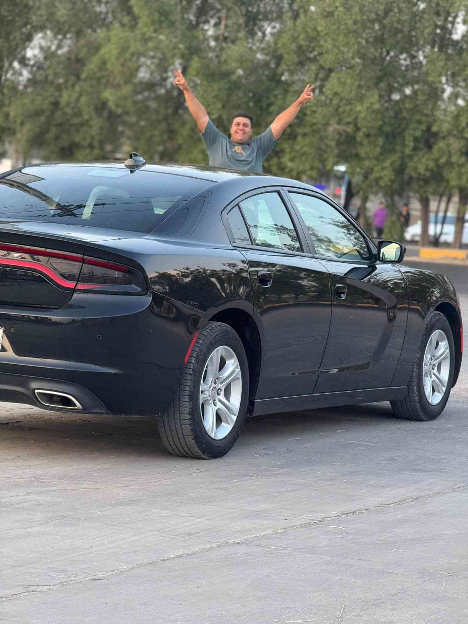 السلام عليكم
دوج جارجر موديل 2023 السياره فئتها sxt
معروفه مواصفاتها كلين  صور حادثها بامريكا مرفقات بالمنشور وهنا صار بيها باب هم ناشر سونار 
رقم بغداد جازه ماناقصها برغي حداديه تبريد تخم تاير باسمي تحويل مباشر 

مكاني بابل قرب سيطره الاثار 

***********
