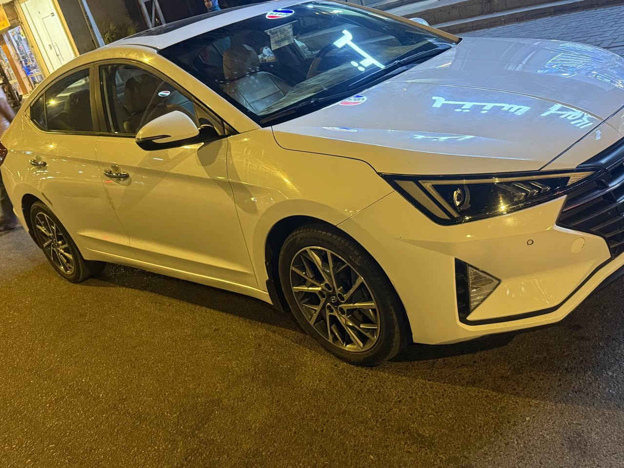النترا 2019 خليجي كفاله 
ضربه صبغ تبديل ما عدى فقط بارد 
اكو شخط موجود بل صور 
سياره فول مواصفات
بصمة 
فتحة 
حساس امامي وخلفي 
كامره خلفية
ثلاثه انظمه قياده 
محرك 2000 
كير محرك شرط ما مفتوح 
ماشيه 112
رقم اربيل 
تريد تحويل او وكاله شرط 
سنويه جديده 
سعرها 145 بيها مجال للشراي 
*********** البصرة, العراق
