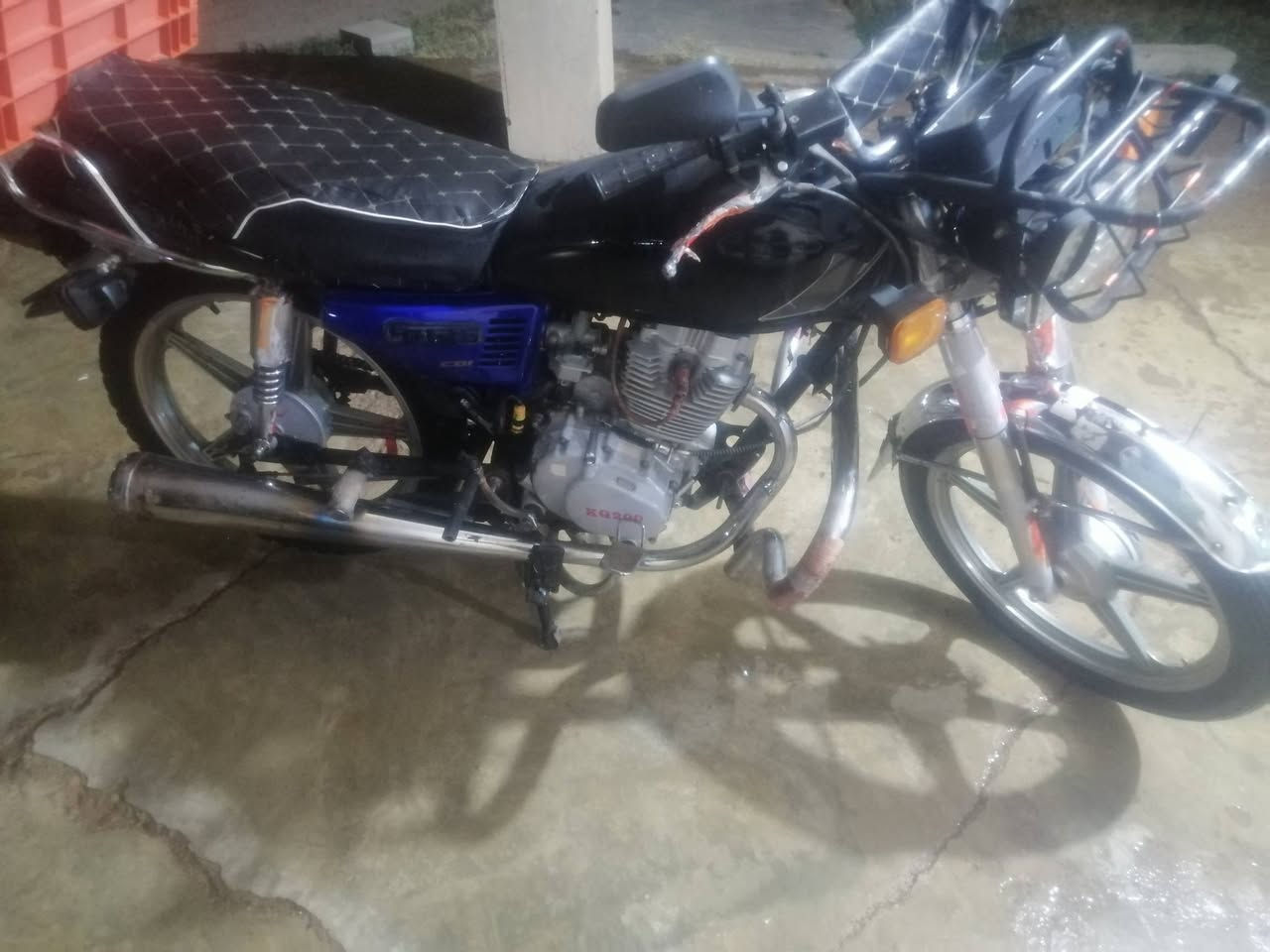 سلام عليكم
#للبيع 

#جني 🏍🏍🏍

#موديل 2018👉👉

#محرك مفتوح ⚙️🔧👍

#كهربائيات شغال 🚥🚦🔋🚨

#سلف هندر شغال 👍👍👍👍👍👍

#تخم #تاير #جديد ⭕⭕⭕⭕🛟

#السعر #350💵💵💵

👈👈👈👈مكانه صلاح الدين قضاء العلم 👉👉👉👉

📲📲📲📲*********** 📲📲📲📲📲📲
***********
