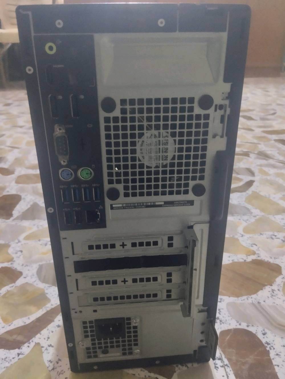 i5 الجيل السابع • رام 8GB • SSD 256GB