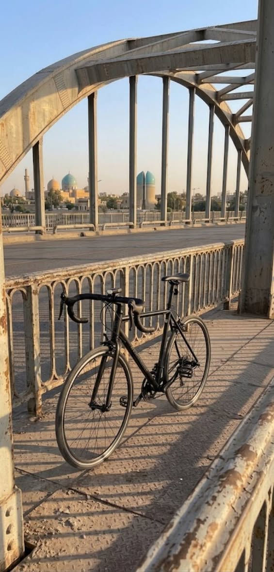 السلام عليكم 
باسكل رود ماركة Rockbikes موديل Troy
الستيرن(Drop Bar) زين للمسافات الطويله 
10 نمر خلفي | 2 امامي 
النضافه 95% الباسكل ياباني بالة
يجي ويا خوذه وبم ومطاره وستاند مال مبايل وتدللون
سعره 225 وبي مجال بسيط 
الفريم حديد مخشب اقوه من الحديد العادي ب 3 مرات وخفيف الوزن
 باسكل بي بعض الخدوش ما مبينه ابد 
الباسكل تجي تاخذه تروح بي محافضات كبل جوابة جديده مبدله وخير من الله ما بي اي نقص 
العنوان بغداد البياع شارع قطر الندى 
التواصل والاستفسار | *********** موجود واتساب
