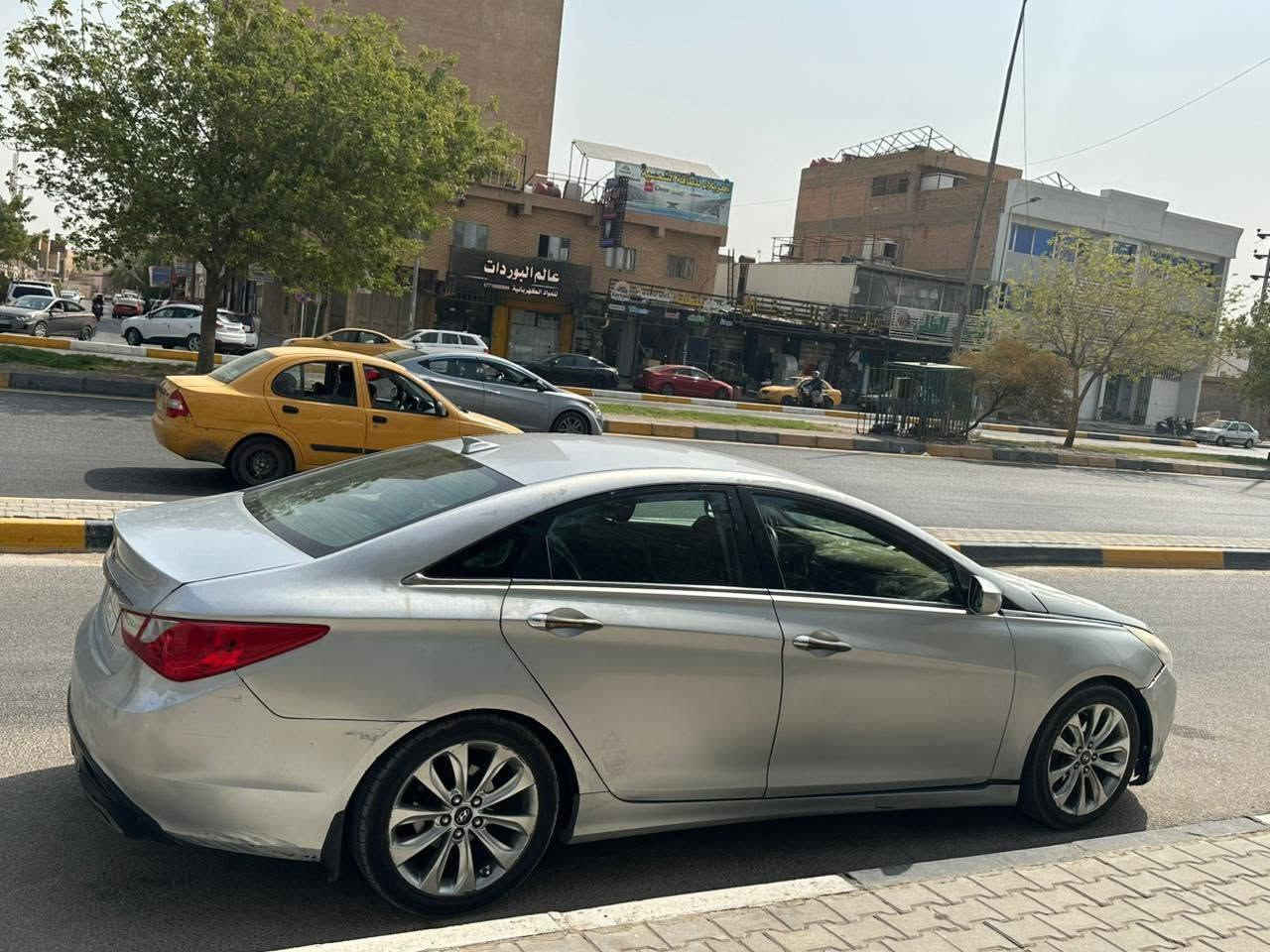 السلام عليكم سوناتا موديل 12 وارد امريكي مكينه 2400 بيه صبغ مكانت ثر جراد حدثه جوملغ وباب بدون دواخل حداديه خلفي امامي جديده كهربائية فول شغال تبريد تدفه تخم تاير مشروع وطني تحويل مباشر ابسمي سعر 85 العنوان كربلاء ***********
