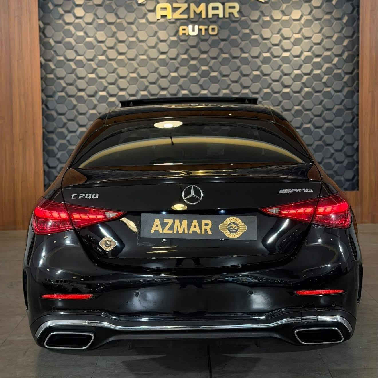 ارخص سعر بكل العراق 285 ورقة قفل🔒
Mercedes benz C class amg وارد الماني🇩🇪
موديل : 2021
ماشية : ٤٥ الف كيلو فقط

مواصفات السيارة فول الفول
بنوراما و لايت ملتي بيم  و لايت ليزر و كشنات تدفئة و رادارات و حساسات و كامرات و انارات داخلية متعدد الالوان و انضمات قيادة بيها و ستيرن amg بلادية و السيارة مواصفاتها متخلص 

السيارة وارد الماني ضمان دولي
بيها جاملغ خلف السكن صبغ بدون دواخل بدون ايرباك اثر شخوط
محرك كير كهربائيات كلها بشرط بدون اي خلل 
السيارة مرقم و جاهز تحويل او وكالة بشرط

سعر : 285$ ورقة
للاستفسار : ***********
العنوان : السليمانية المعارض  الجديدة شركة ازمر اوتو معرض رقم ٣٤
