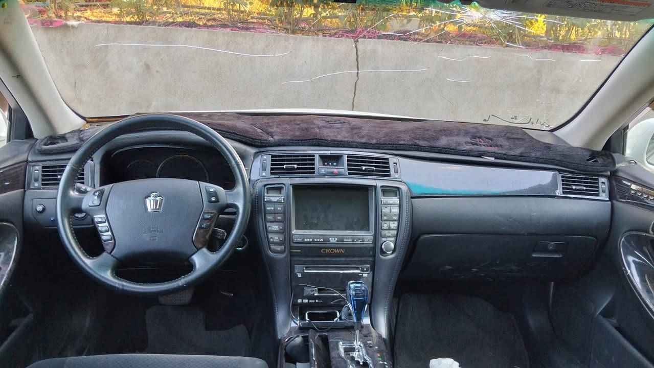 شاهینە 2007 182 بێ دوکەڵ سپۆرت چوار دوگمە گێرومەکینەو تەبرید بەشەرت تەقەو ڕەقەی نیە دەعمێکی دوای هەیە سعر40 گەڵا کۆتای مشتەری نیت نامەو تەلەفون مەکە ***********
