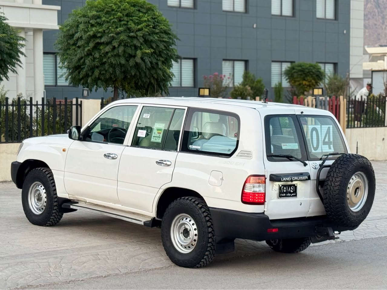 سلاو لە هەمووهاورییانی خۆشەویست 
تویتامۆنیکامۆدیل ٢٠٠٤ مانگی ٦ 
ئارم پلاستیك سەنەویشی لەگەلە ئارم ئەوەلیات خرامە بە شەرت    
مواسەڤات G      دەبل ئەرباگ  دەبل سپیرە هۆک ڤلچەیە 
سەیارەکە دەحموو لیدراوی نیە    بە شەرت 
دوو نیوە پارچەی سبوغە    هەیکەلی زۆر جوانو ریکە 
پێنج تایەو ویلی لۆکی جەبەلی لەژێرە 
کامل توند کراووتەوە   گێرومەکینەو دەبل ئەکسل بە شەرتی فیتەر ماشااللە زۆرزۆر بە قوەتە 
سەیارەکە لە رسما چۆنە رووبەروو جوانترە   
تکایە ئەگەر موشتەری نیت سەرمان مەیەشینە   
گۆرینەوە ناکەم تەلەڤون مەکە 
نرخی ١٣٧💸گەلاو مەجالیکی کەمی تیدایە 
شوین رانیە  
***********   Watsapp   Fib  lasara رانية, السليمانية
