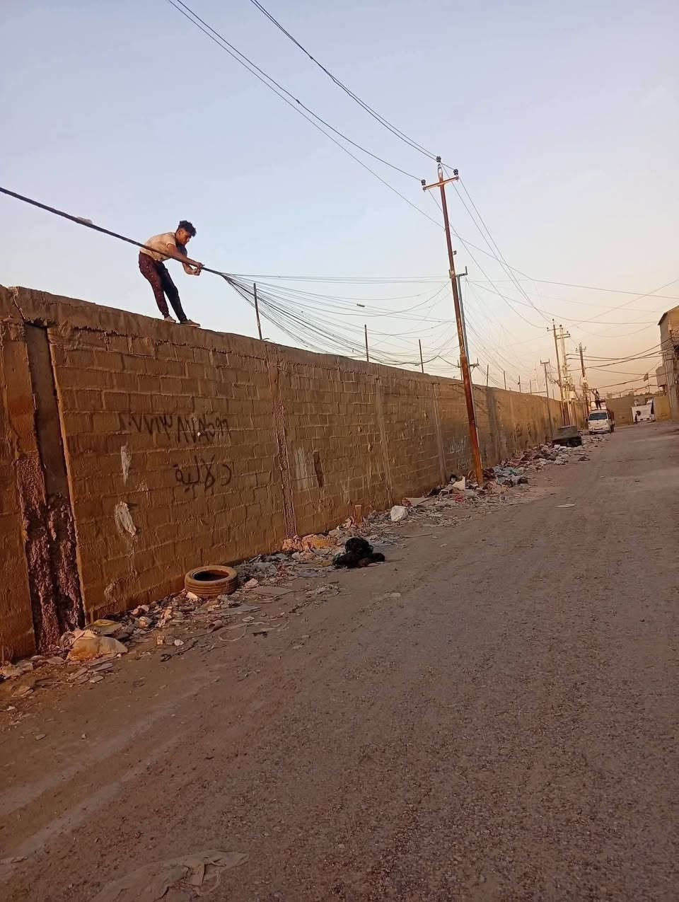 كادر تصفيه وايرات السحب شغل مجاني اي واير متروك نشيله  نشدهن ونرفعهن اي واير ينكطع نت
كادر تصفيه وايرات السحب شغل مجاني اي واير متروك نشيله  نشدهن ونرفعهن اي واير ينكطع نتحمل مسوليته نمدله واحد جديد كافة المحافظات هذا رقم *********** مامتواجد على فيس
تيولة مجاني  فقط بغداد على حسابي كل مولده ٢ تيل وقبل لا اشتغل اترك مستمك خاص بيه يم صاحب الشغل
