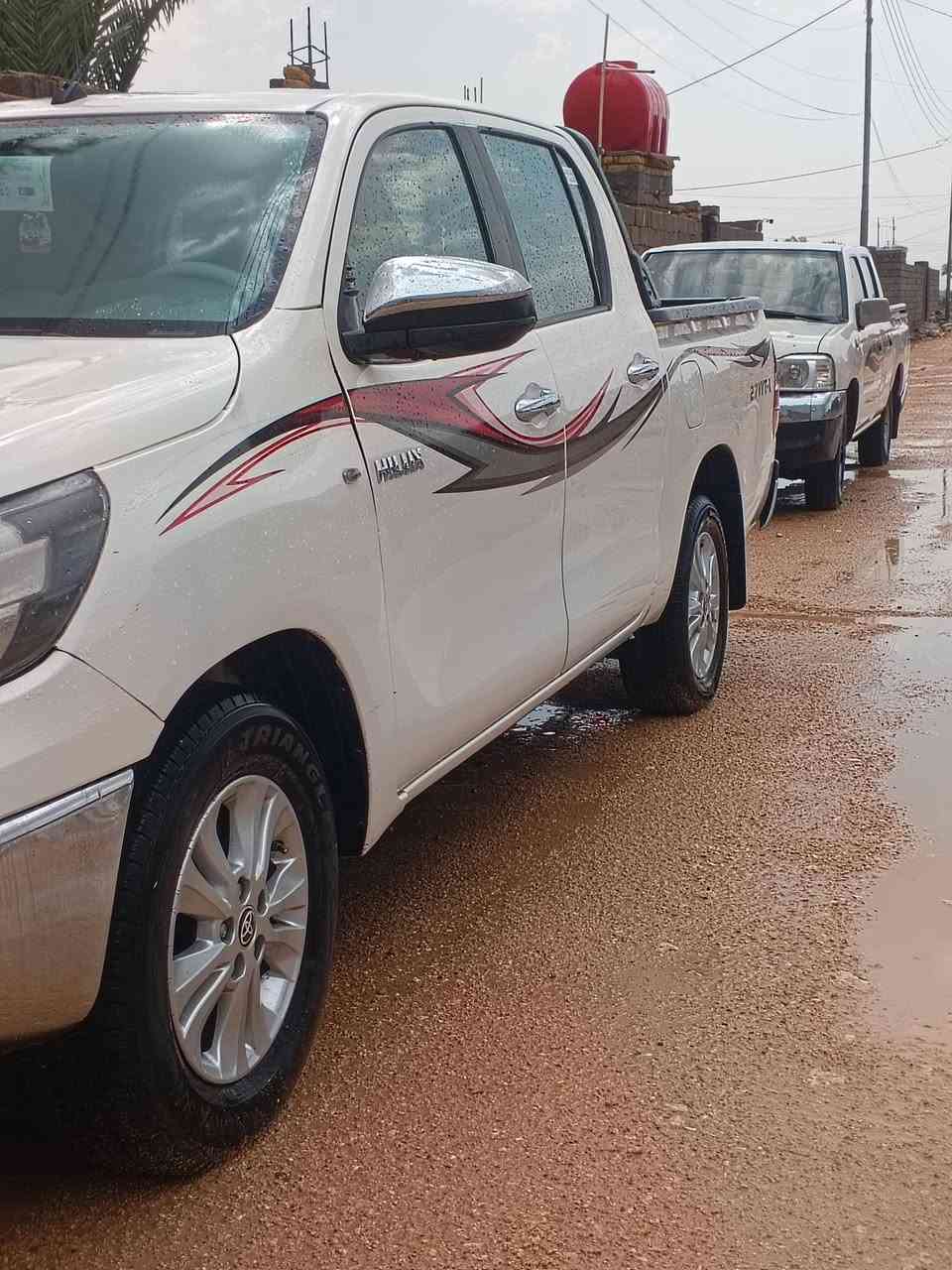 السلام عليكم سياره كويتي فيها اشبر بالشاملق ومعدل ابو نيد مبدل الباب مال بادي مسبوق الشراي ينتصر لهذا الرقم *********** مراوش سيارات ناصي فقط
